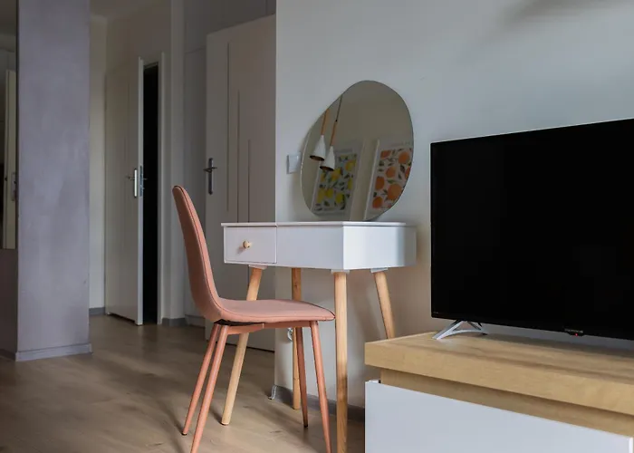 Glow Apartament, Przymorze - 4 Oceany Апартаменты *