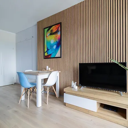 Glow Apartament, Przymorze - 4 Oceany 아파트 *
