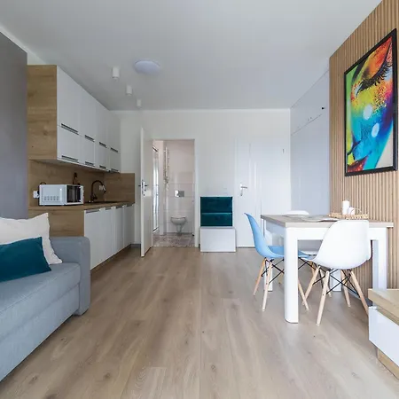 Glow Apartament, Przymorze - 4 Oceany Διαμέρισμα *
